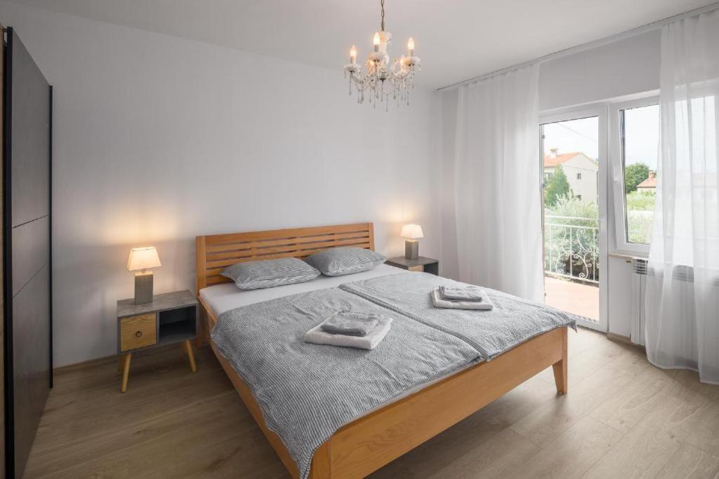 Villa More Mio Πόρετς Εξωτερικό φωτογραφία