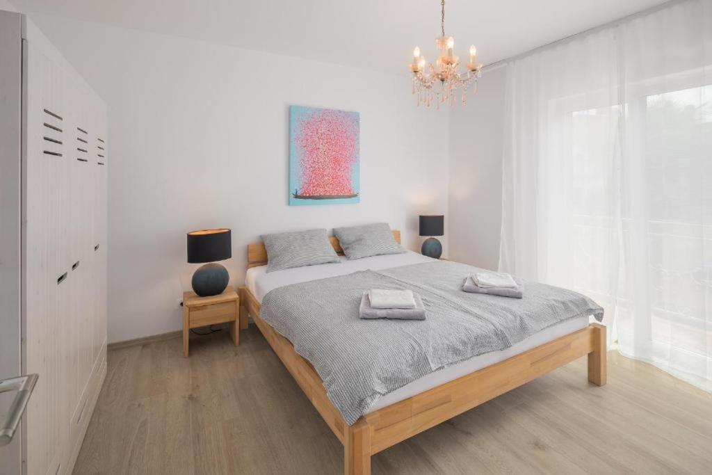 Villa More Mio Πόρετς Εξωτερικό φωτογραφία
