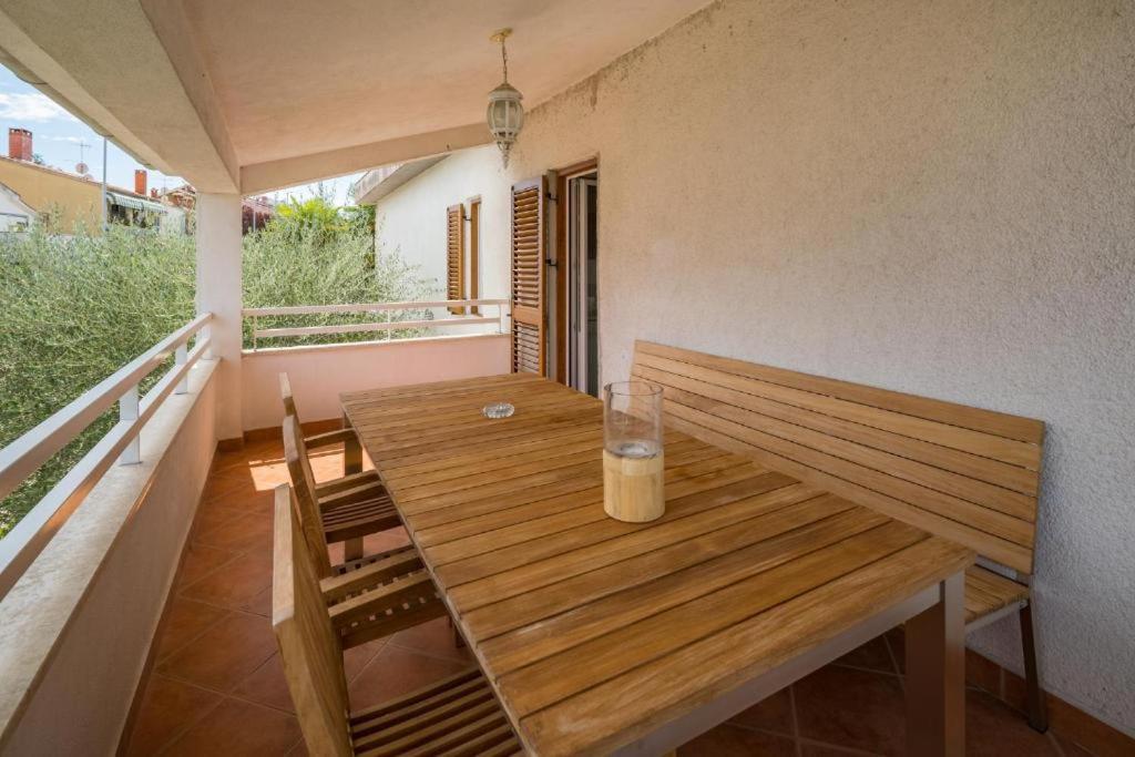 Villa More Mio Πόρετς Εξωτερικό φωτογραφία